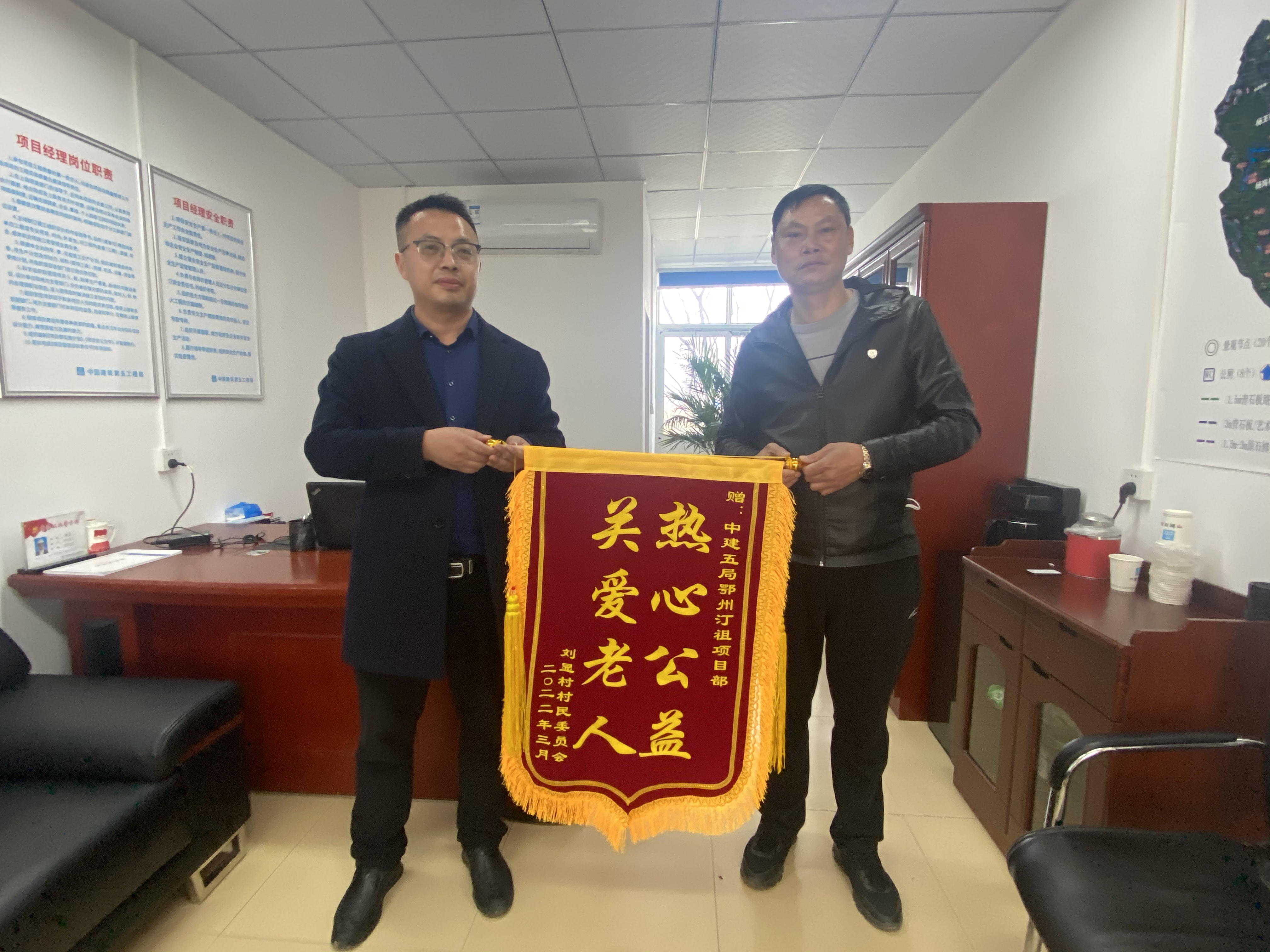 原图.jpg 原图.jpg