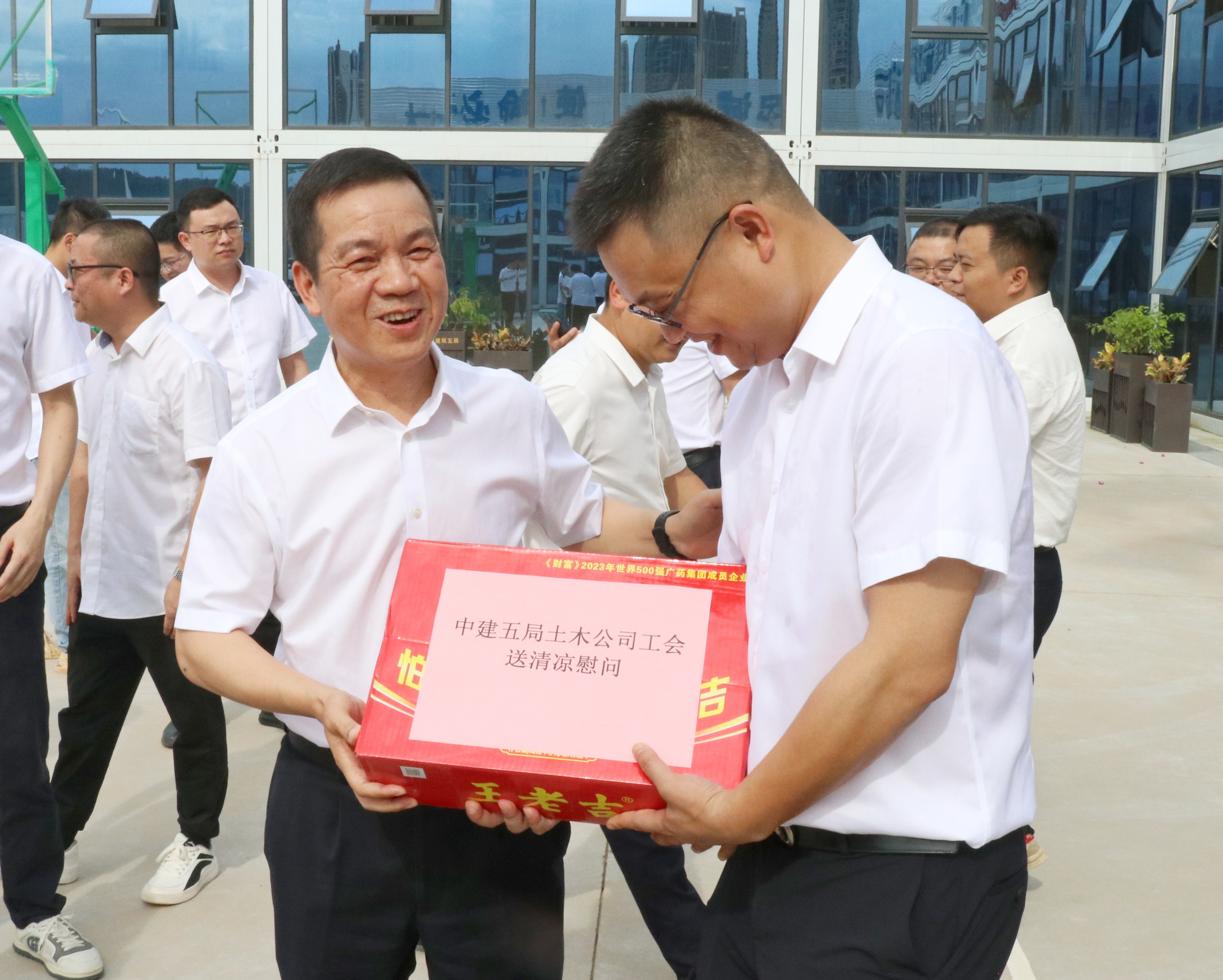 送清凉.jpg