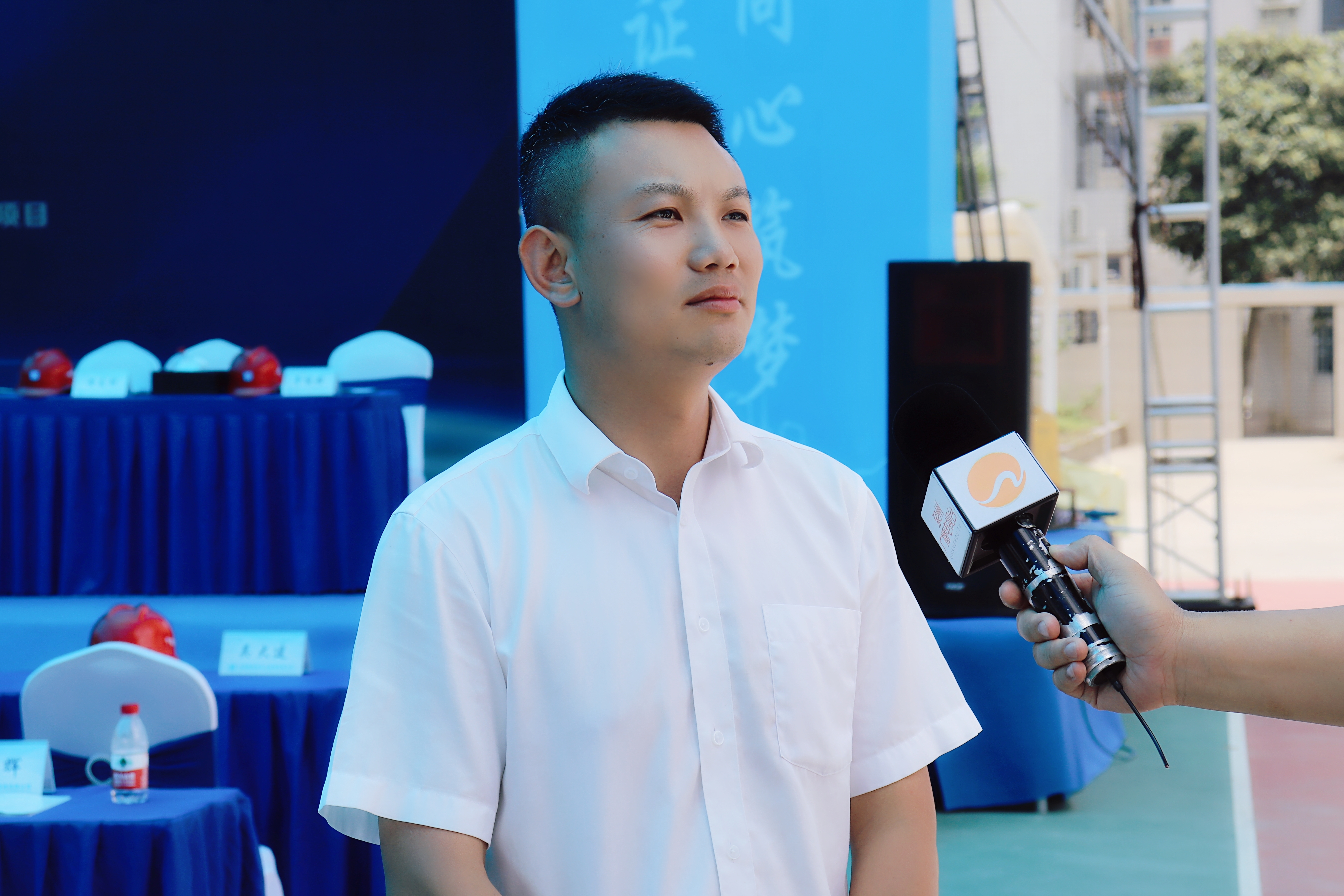 邓剑锋:自带"bgm"的安全总监