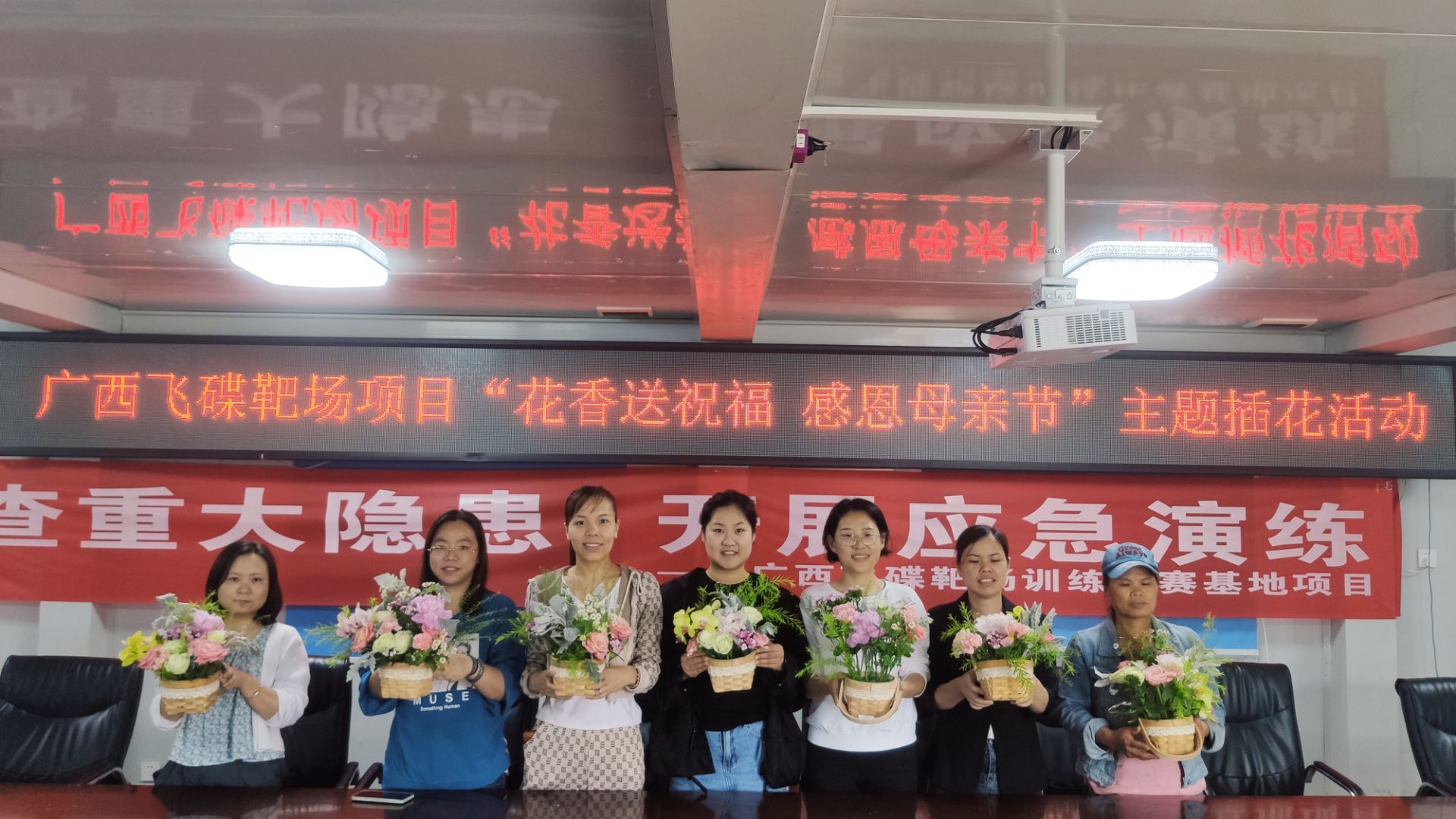 AA5A4DD2BAD119C380208D470F958588.jpg AA5A4DD2BAD119C380208D470F958588.jpg