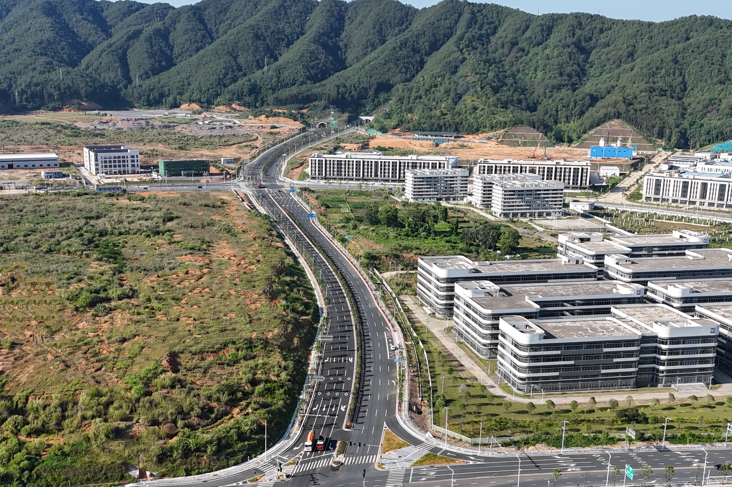 龙岩国道G235项目3.jpg