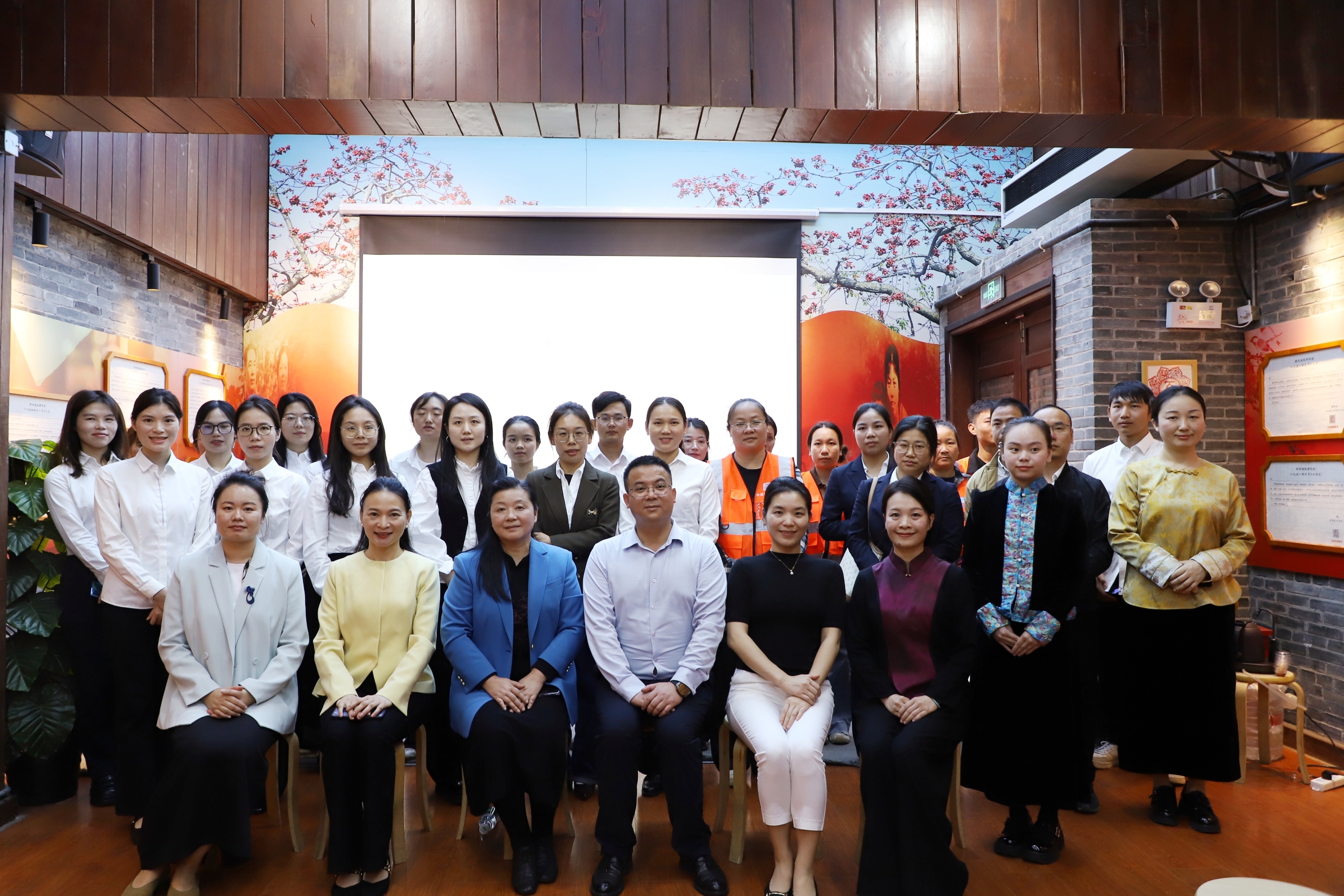 微信图片_2025-10-27_101949_364.jpg 微信图片_2025-10-27_101949_364.jpg